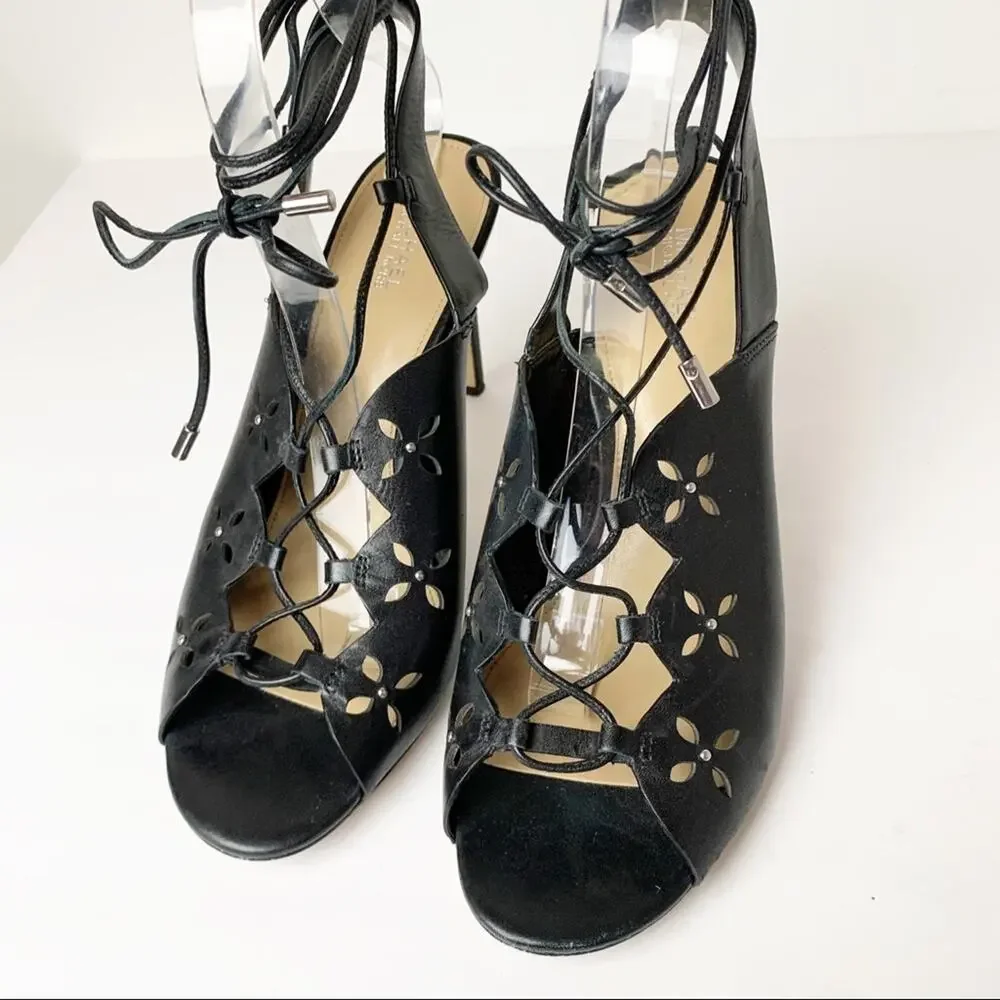 Michael Kors Tie Up Heels SZ 8.5